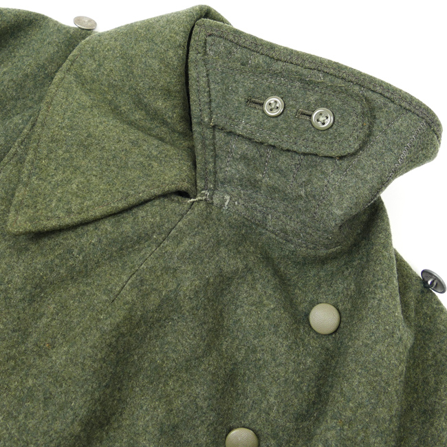 Uniforms: Waffen-SS Greatcoat