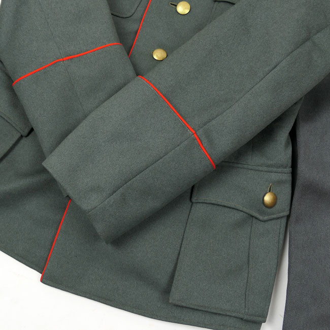 Uniforms: WH (Heer) General's Tunic & Trousers