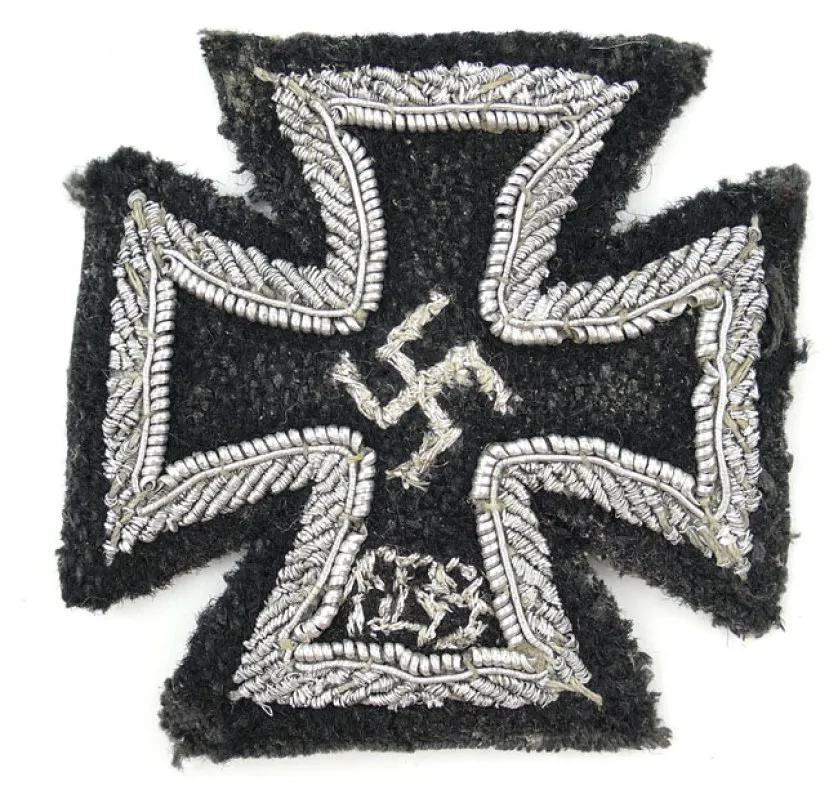 Awards & Medals: WW2 Iron Cross 1st Class - cloth version