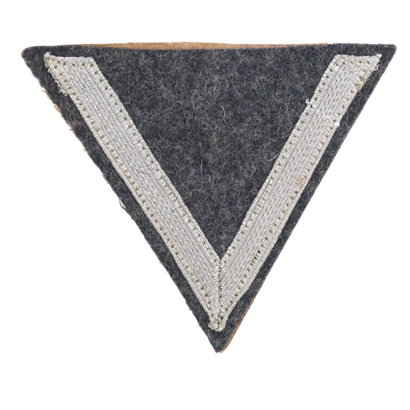 Uniform Insignia: Luftwaffe Gefreiter's Rank Chevron