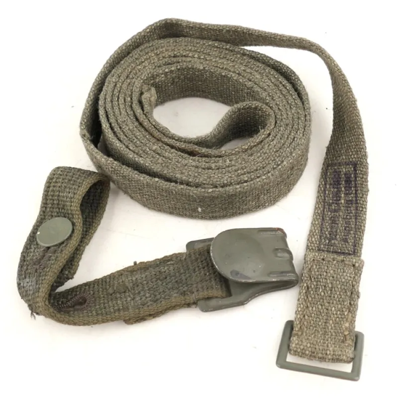 Equipment: Wehrmacht Gasmask Carrying Straps