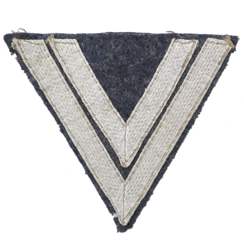 Uniform Insignia: Luftwaffe Obergefreiter's Rank Chevron