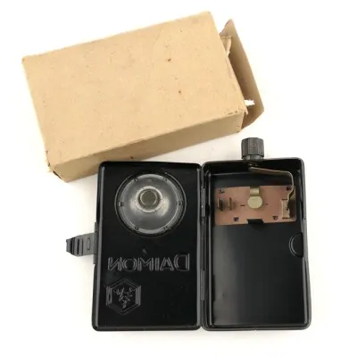 CB0220_3