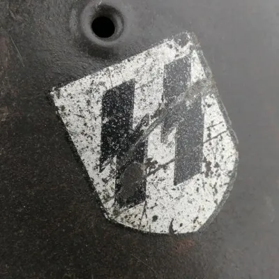CB0408_7