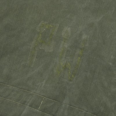 CB0409_11
