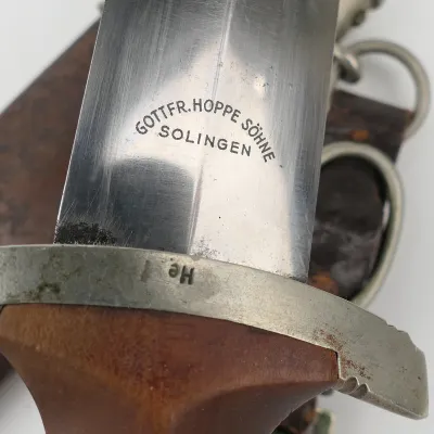 Early SA M33 Dagger 'Gottfr. Hoppe Söhne' with Hangers – image 5