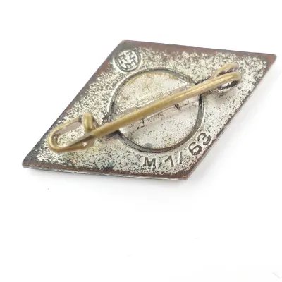 Hitler-Jugend Membership Badge 'RZM M1/63' – image 3
