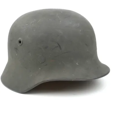 Late War WH (Heer) M40 Combat Helmet – image 3