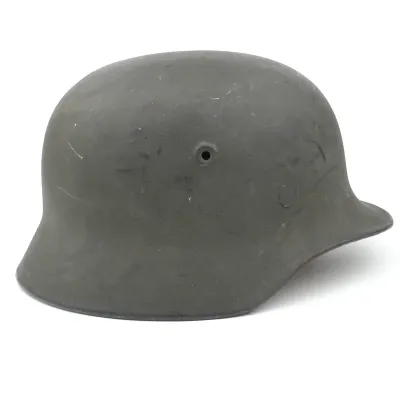Late War WH (Heer) M40 Combat Helmet – image 4