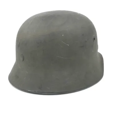 Late War WH (Heer) M40 Combat Helmet – image 5