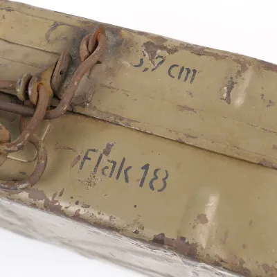 Luftwaffe 3.7 cm Flak 18 Ammunition Box with Interior Rack – image 4