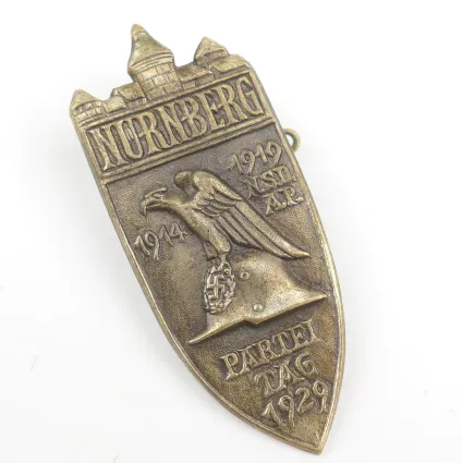 Nürnberg 1929 Party Day Badge – image 2