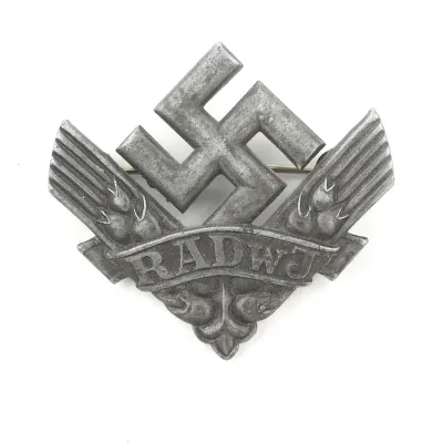 RADwJ War Helper's Brooch