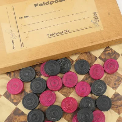 Wehrmacht 'Dame-Mühle' Feldpost Boardgame – image 2