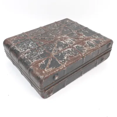 Wehrmacht Egg Grenade Transport Box with Interior Rack – image 12