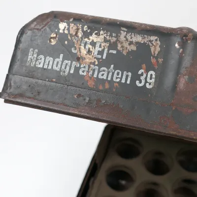 Wehrmacht Egg Grenade Transport Box with Interior Rack – image 7