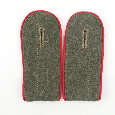 WH (Heer) M44 Artillery EM's Shoulder-Straps