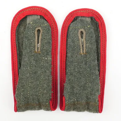 WH (Heer) M44 Artillery EM's Shoulder-Straps – image 4