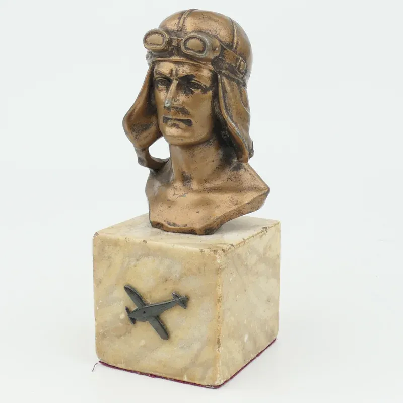 WW1 Pilot Table Bust – image 2