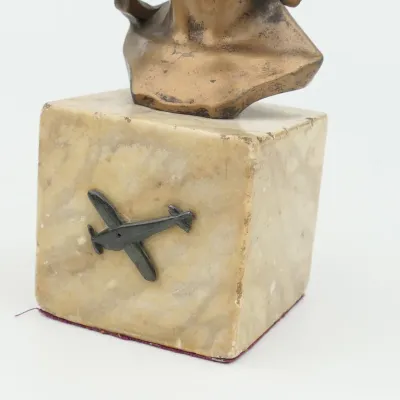 WW1 Pilot Table Bust – image 5