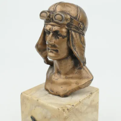 WW1 Pilot Table Bust – image 6