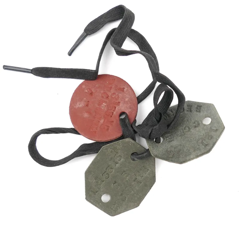 WW2 British Dog Tags to 'Beckwith'