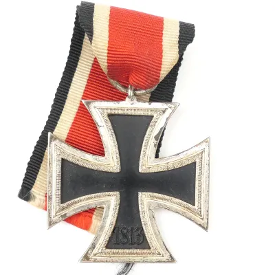 WW2 Iron Cross 2nd Class 'Wächtler & Lange' – image 3